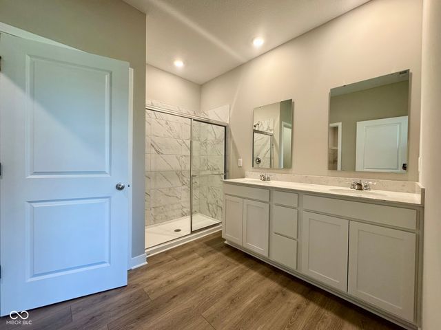 5805 Crotal Avenue, Greenwood, IN 46143