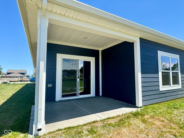 5805 Crotal Avenue, Greenwood, IN 46143