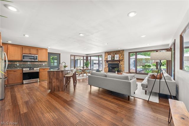 24270 Forestview Drive, Columbia Station, OH 44028