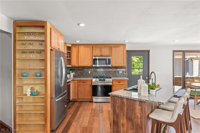 24270 Forestview Drive, Columbia Station, OH 44028