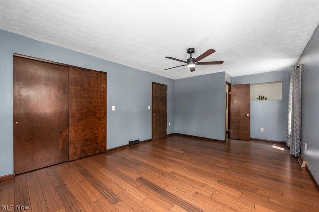 24270 Forestview Drive, Columbia Station, OH 44028