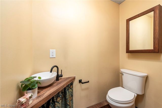 24270 Forestview Drive, Columbia Station, OH 44028
