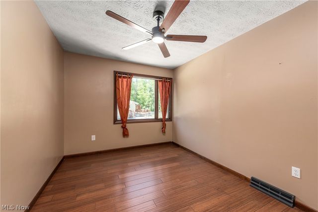 24270 Forestview Drive, Columbia Station, OH 44028
