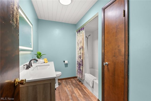 24270 Forestview Drive, Columbia Station, OH 44028