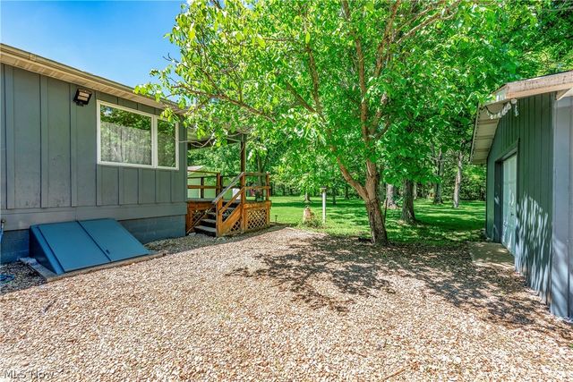 24270 Forestview Drive, Columbia Station, OH 44028