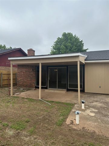1318 Alviola Avenue, Midwest City, OK 73110