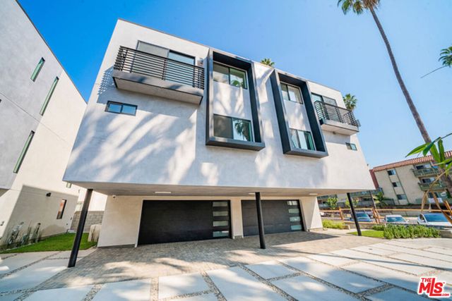 739 N Mariposa Avenue, Los Angeles, CA 90029