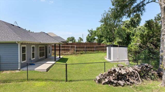 2206 Navasota Street, Granbury, TX 76048