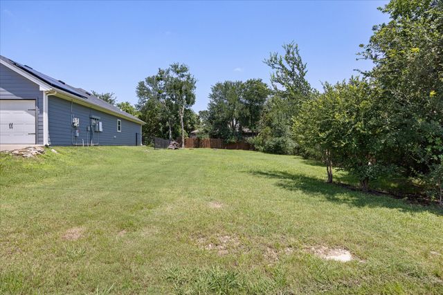 2206 Navasota Street, Granbury, TX 76048