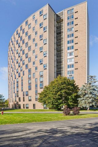 1181 Edgcumbe Road 1008, Saint Paul, MN 55105