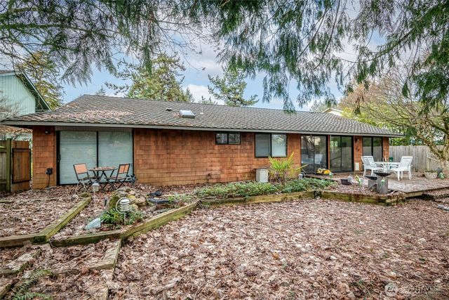 16540 147th Avenue SE, Renton, WA 98058