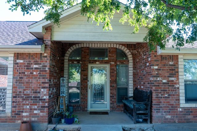 1447 Crossings Court, San Angelo, TX 76904