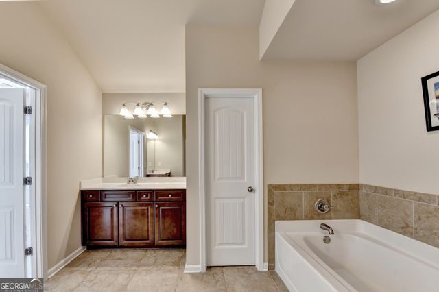 1870 Apollo Drive, Suwanee, GA 30024