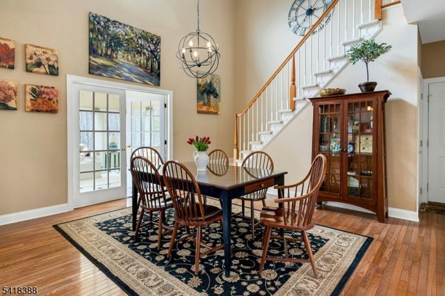 15 Spring Lake Dr, Chester Twp., NJ 07931