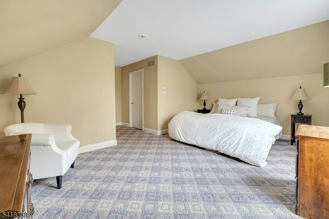 15 Spring Lake Dr, Chester Twp., NJ 07931