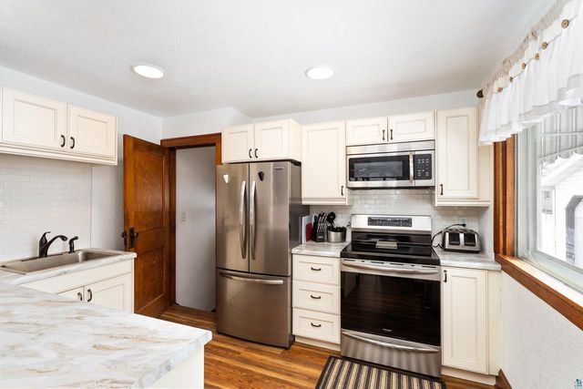 2022 Missouri Ave, Superior, WI 54880