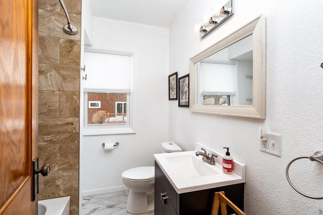 2022 Missouri Ave, Superior, WI 54880