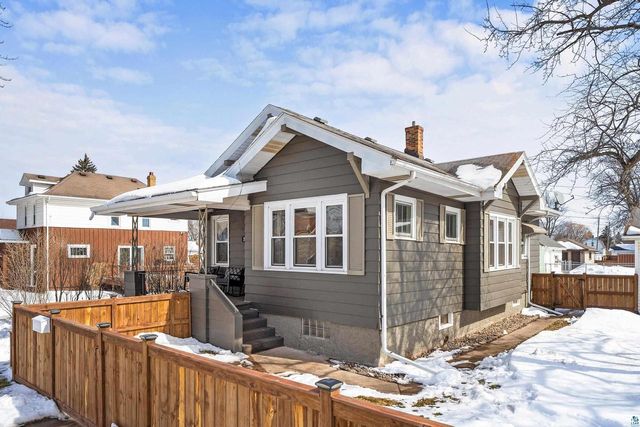 2022 Missouri Ave, Superior, WI 54880