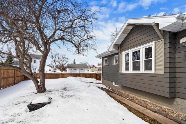 2022 Missouri Ave, Superior, WI 54880