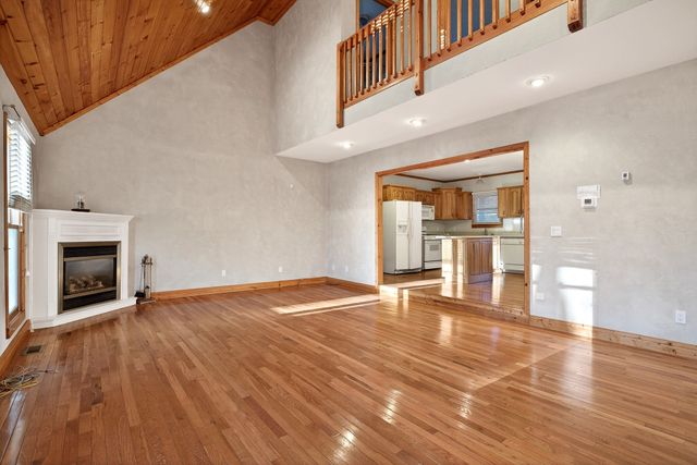 1011 Low Gap Rd, Sparta, TN 38583