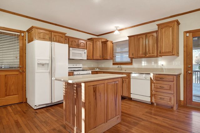 1011 Low Gap Rd, Sparta, TN 38583