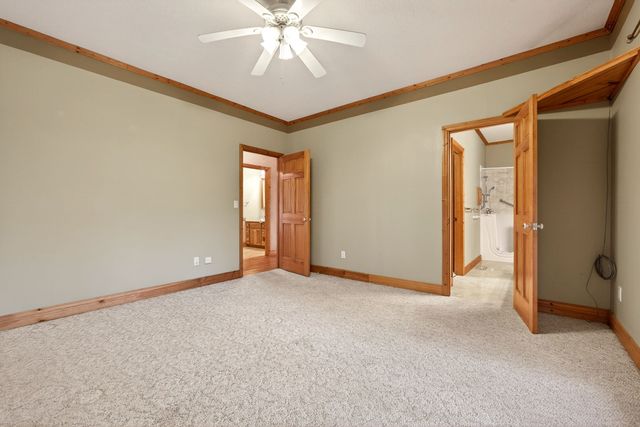 1011 Low Gap Rd, Sparta, TN 38583