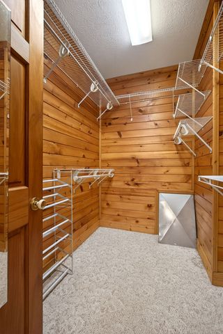 1011 Low Gap Rd, Sparta, TN 38583