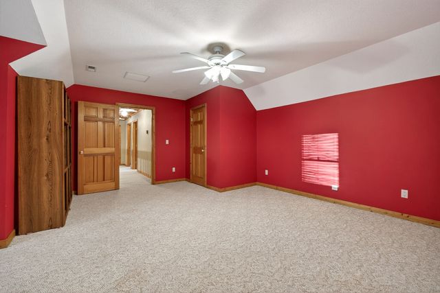 1011 Low Gap Rd, Sparta, TN 38583