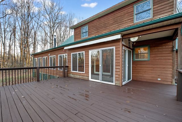 1011 Low Gap Rd, Sparta, TN 38583