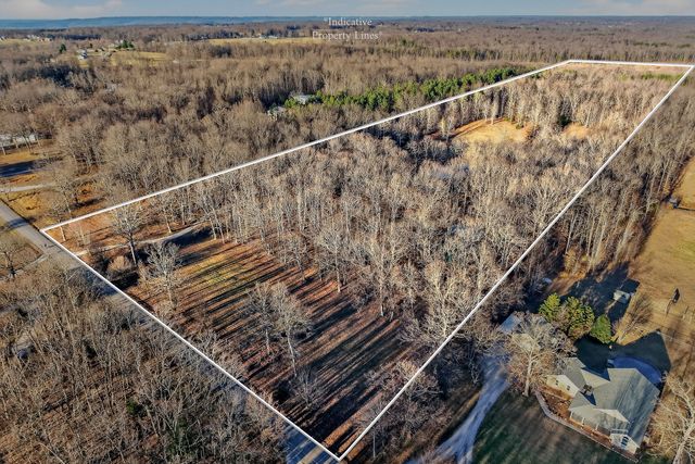 1011 Low Gap Rd, Sparta, TN 38583