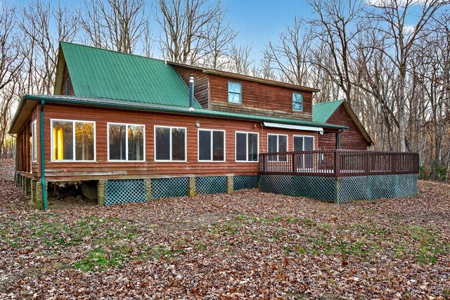 1011 Low Gap Rd, Sparta, TN 38583