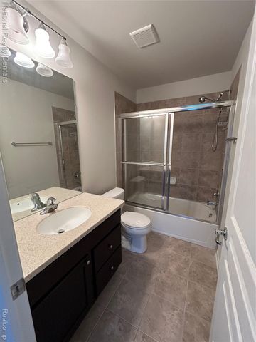 44681 Ellery Lane, Novi, MI 48377