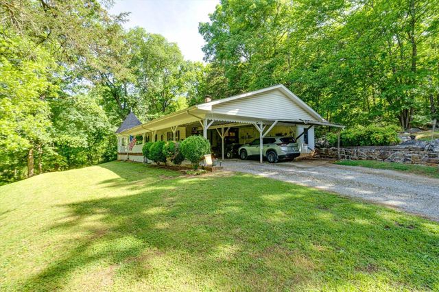 8463 Highway 41, Jasper, TN 37347