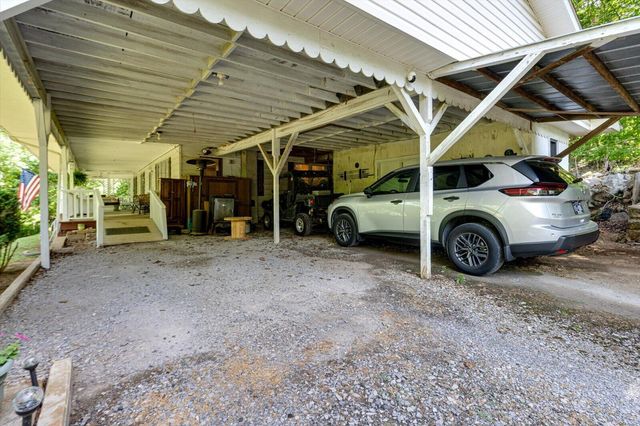 8463 Highway 41, Jasper, TN 37347