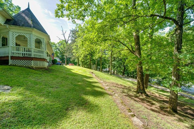 8463 Highway 41, Jasper, TN 37347