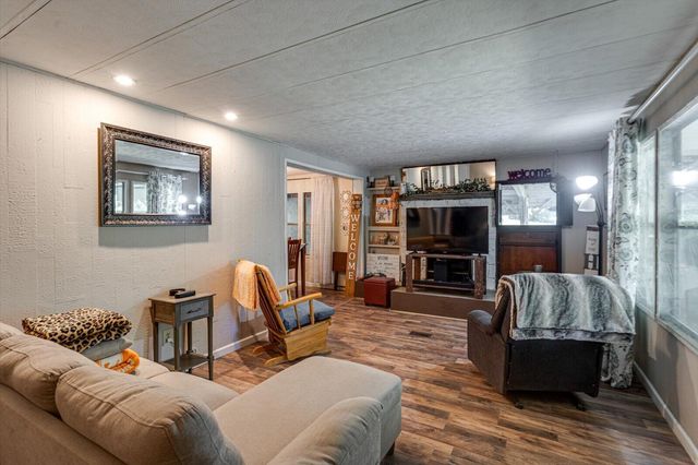 8463 Highway 41, Jasper, TN 37347