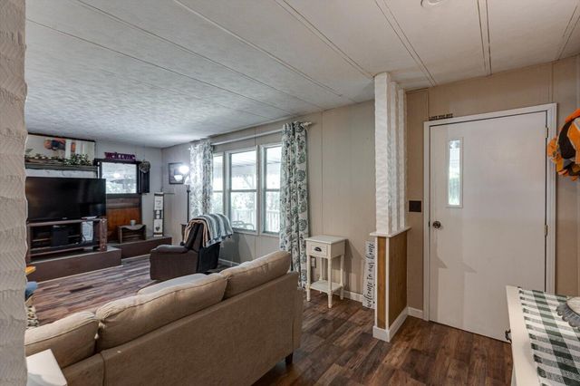8463 Highway 41, Jasper, TN 37347