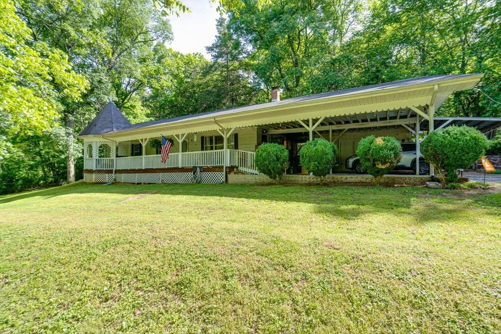 8463 Highway 41, Jasper, TN 37347