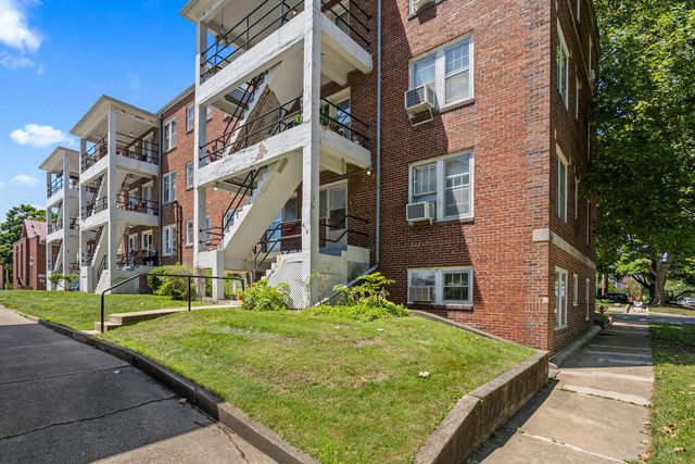 410 N State Street 4, Champaign, IL 61820