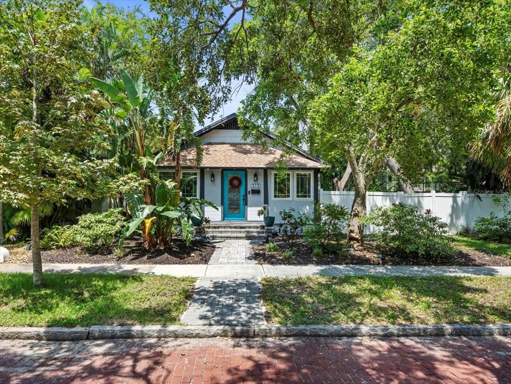 313 23RD AVENUE N, St Petersburg, FL 33704