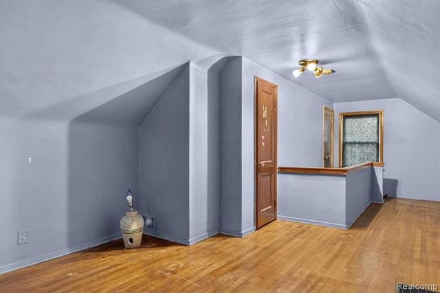 20930 Redmond Avenue, Eastpointe, MI 48021