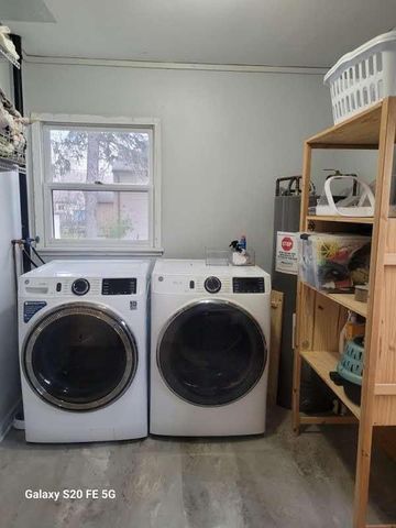 617 20th Street N, Moorhead, MN 56560