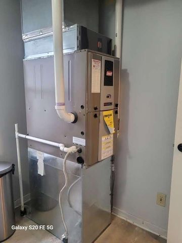 617 20th Street N, Moorhead, MN 56560