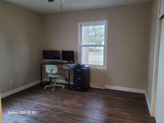 617 20th Street N, Moorhead, MN 56560