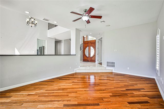 3137 Beach View Court, Las Vegas, NV 89117
