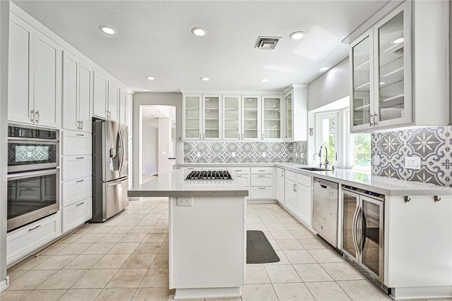 3137 Beach View Court, Las Vegas, NV 89117