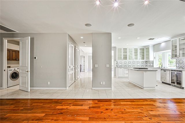 3137 Beach View Court, Las Vegas, NV 89117
