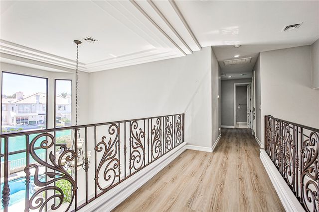 3137 Beach View Court, Las Vegas, NV 89117