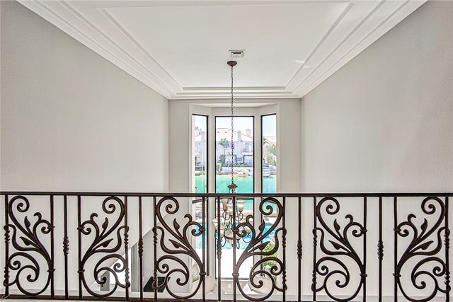 3137 Beach View Court, Las Vegas, NV 89117