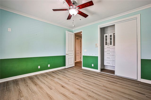 3137 Beach View Court, Las Vegas, NV 89117